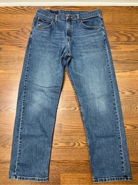 Wrangler Premium Quality Jeans in Medium Wash size Mens 33x30